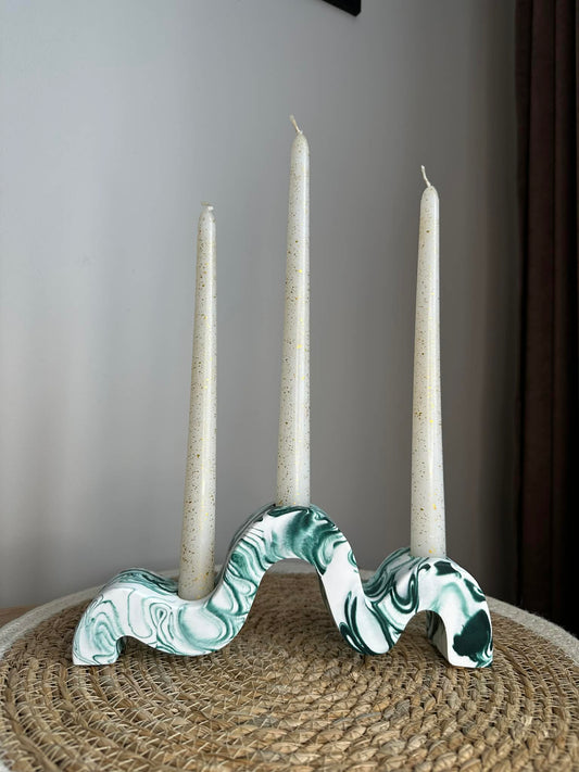 Lenkta žvakidė (žalia)