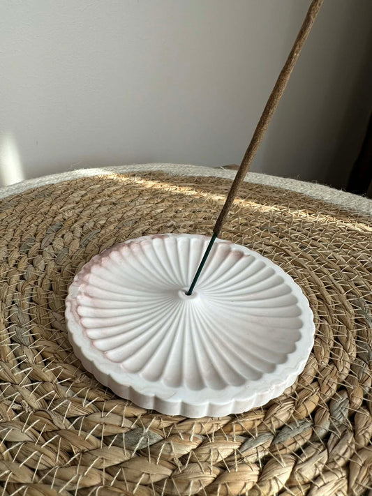 Apvali smilkalinė (švelni ruda)