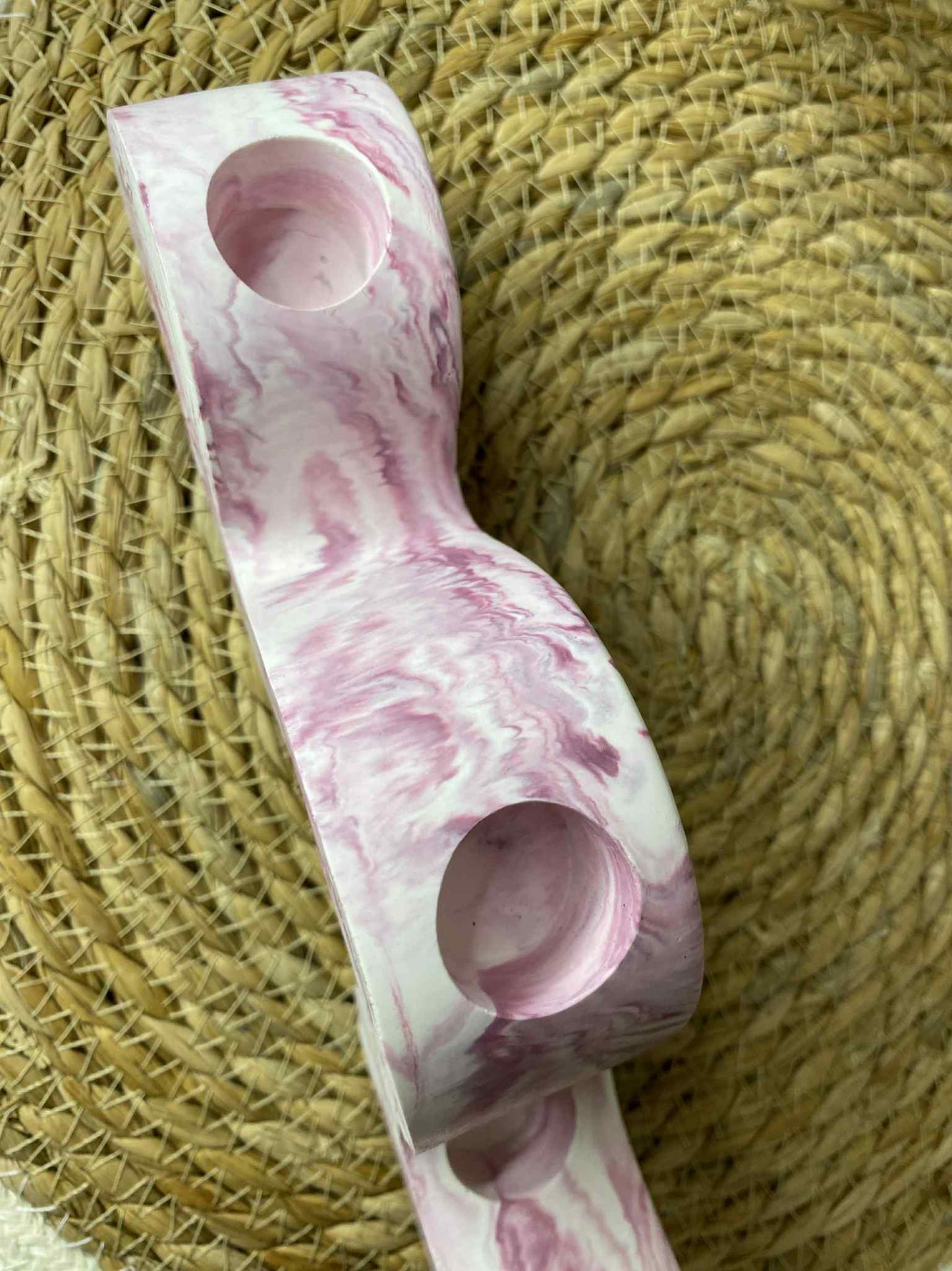 Lenkta žvakidė (rausva)