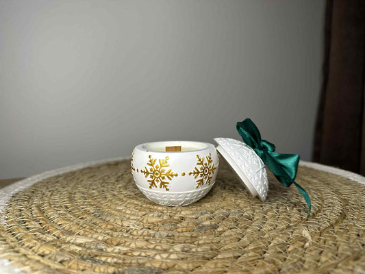 Kalėdinė jesmonito žvakė „Snaigė“