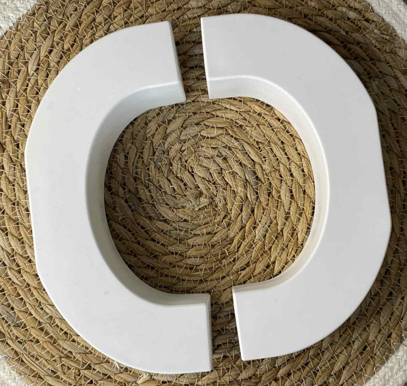 Moderni žvakidė (balta)