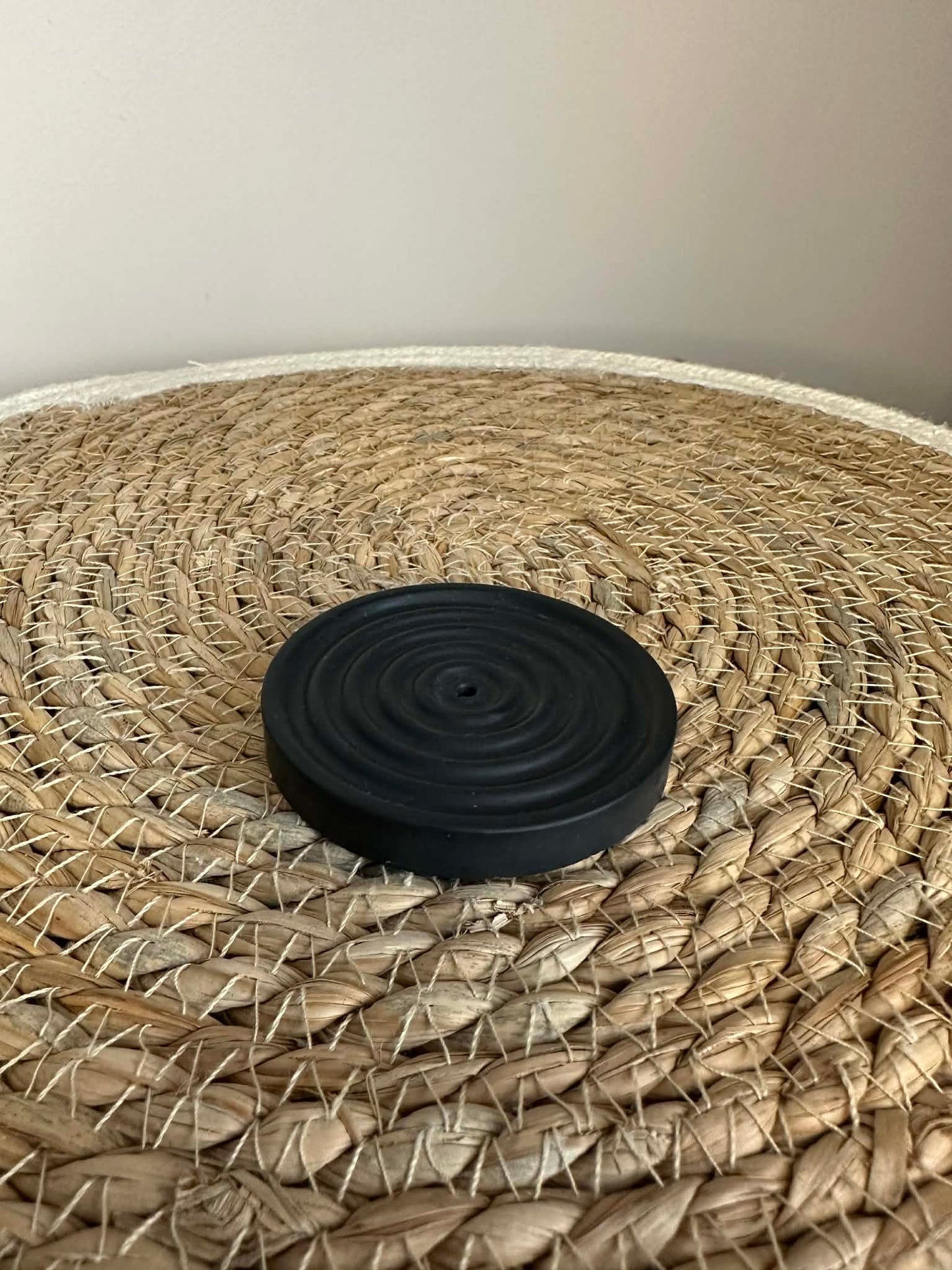 Mini smilkalinė (juoda)