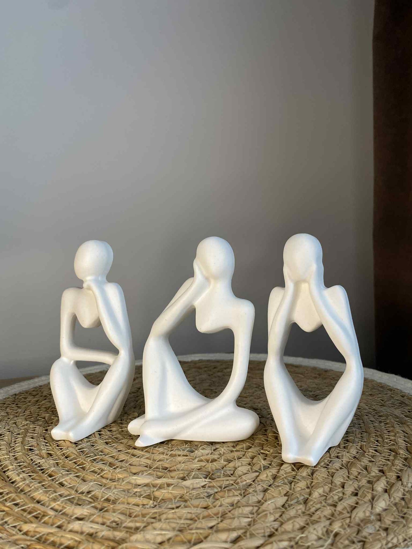 Susimąsčiusių žmogeliukų statulėlės (3 vienetai)