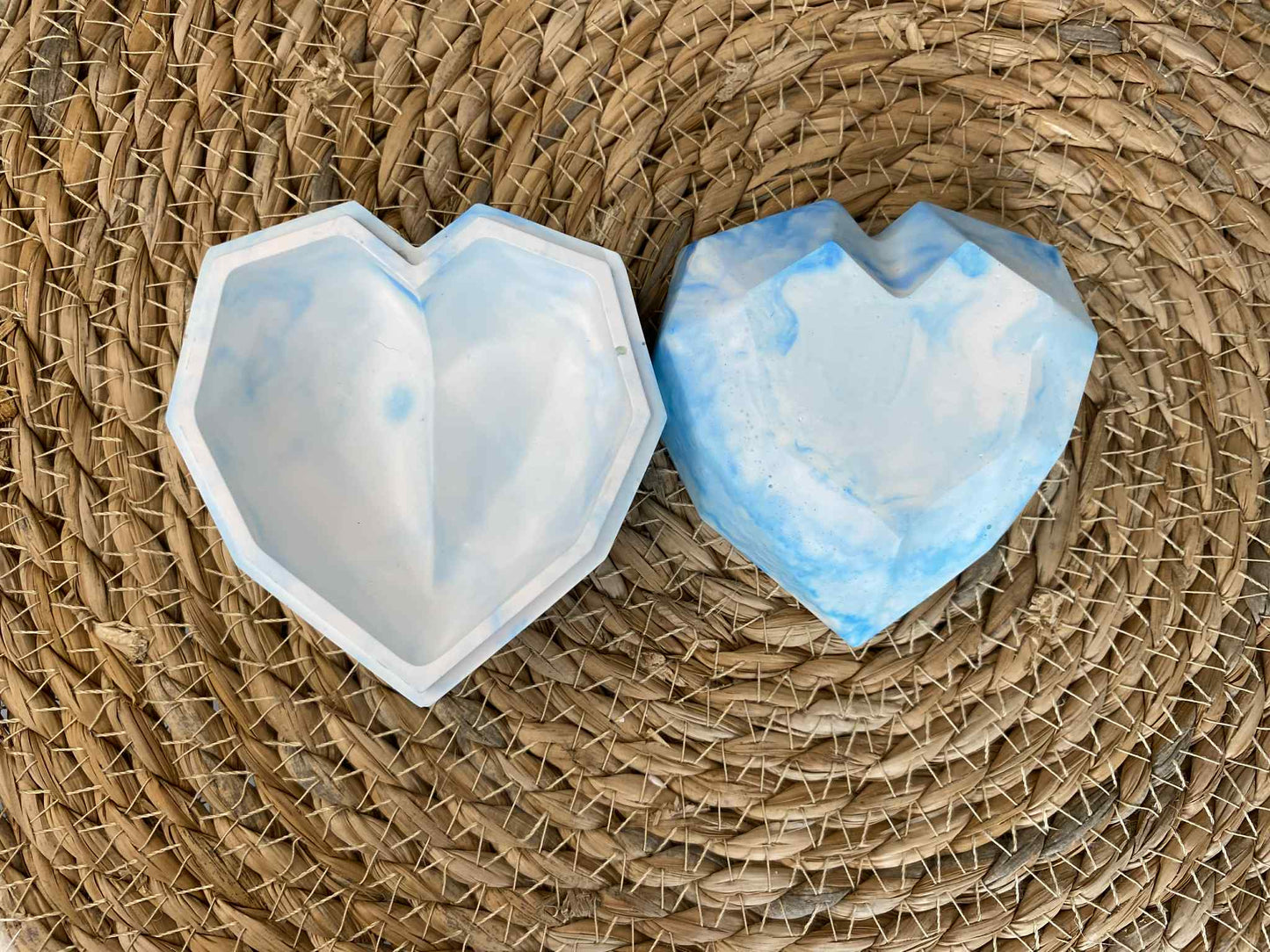 Širdelės formos dėžutė (mėlyna)