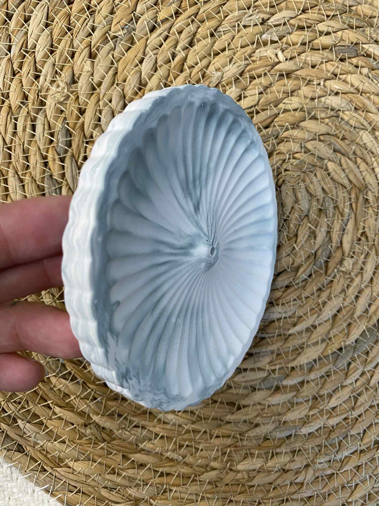 Apvali smilkalinė (žalia)