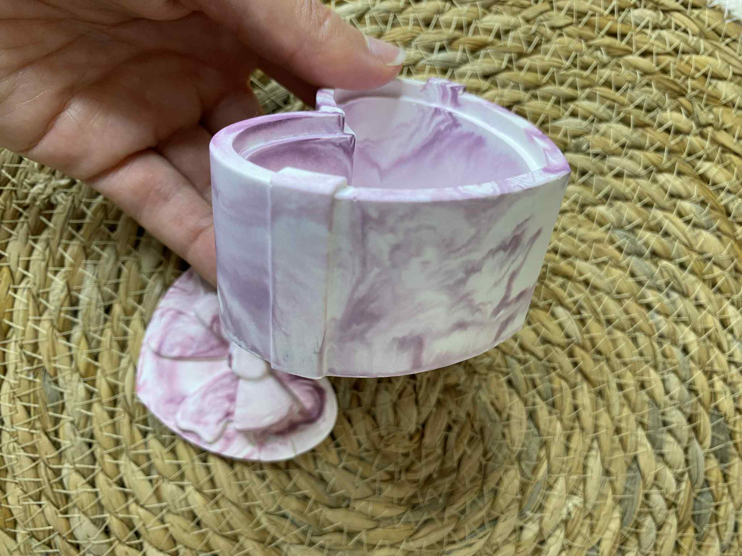 Širdelės formos dėžutė su kaspinėliu (rausva)