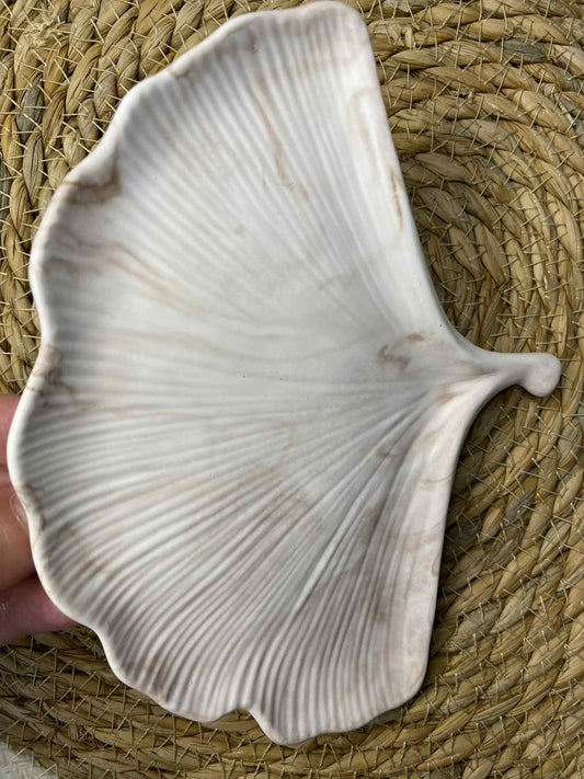 Ginkmedžio lapo padėkliukas (švelni ruda)