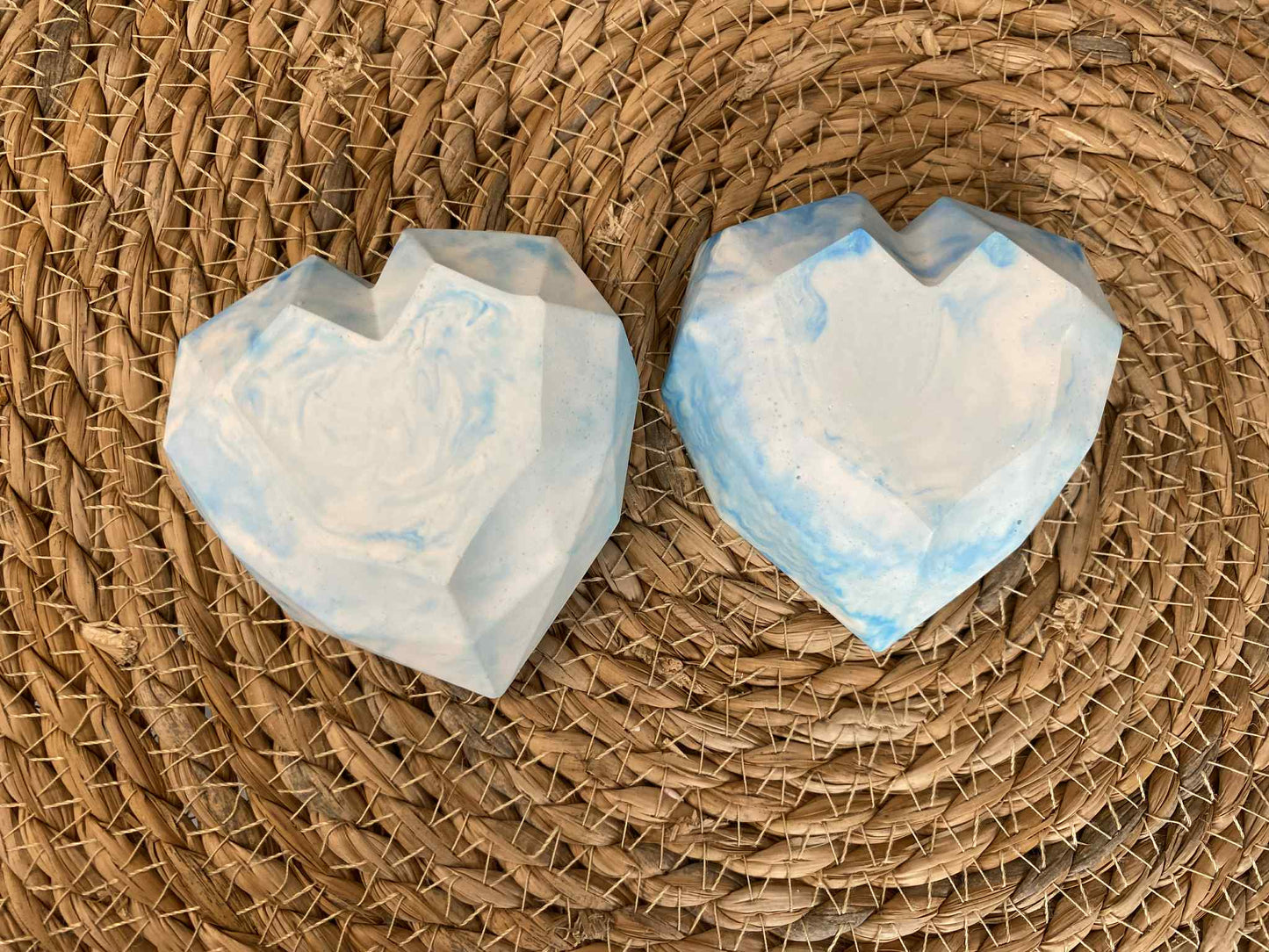 Širdelės formos dėžutė (mėlyna)