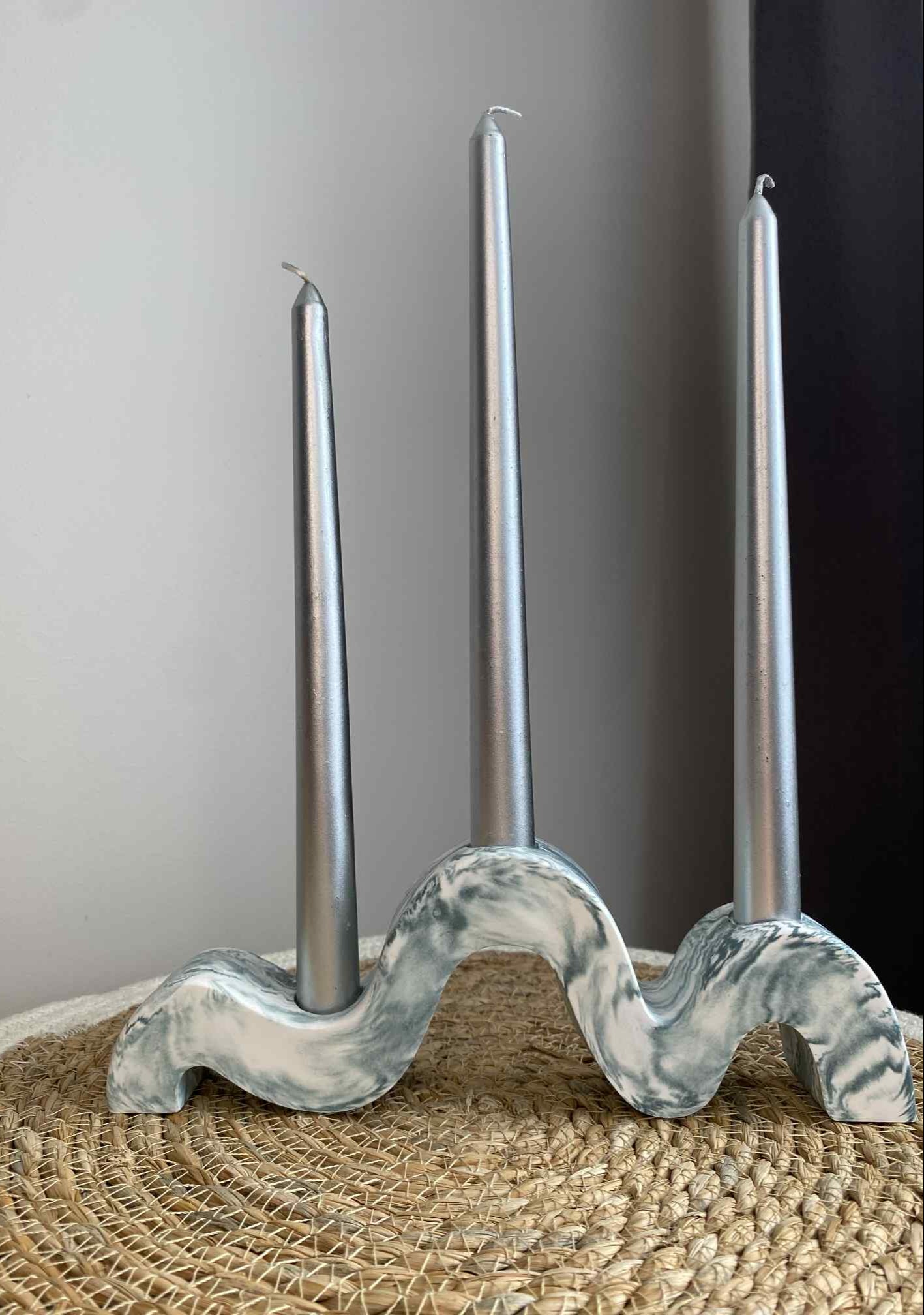 Lenkta žvakidė (žalsva)