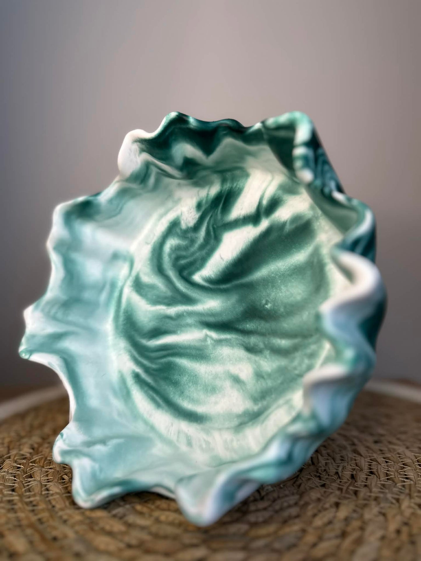 Išskirtinio stiliaus dubenėlis (moderni žalia)