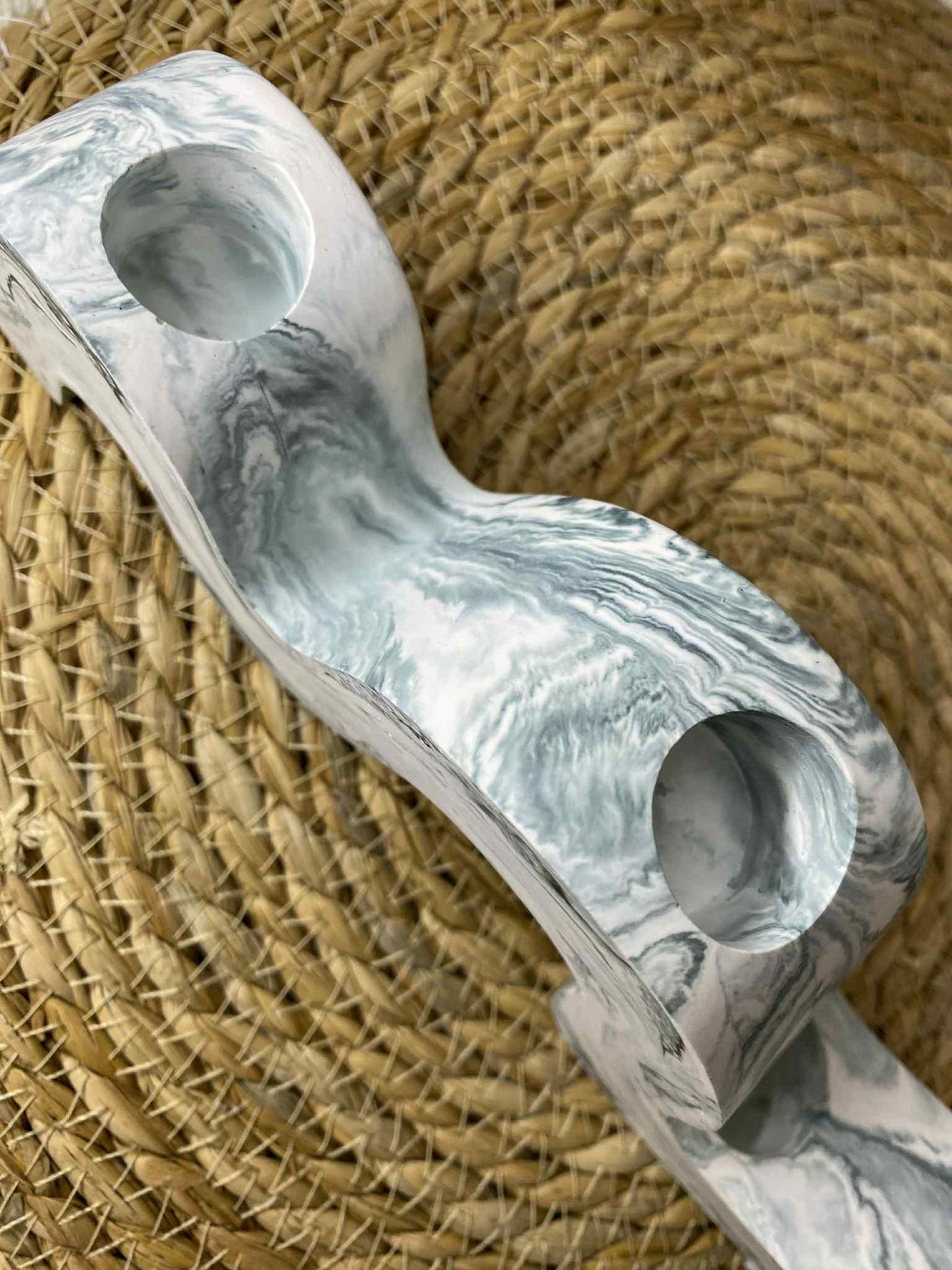 Lenkta žvakidė (žalsva)