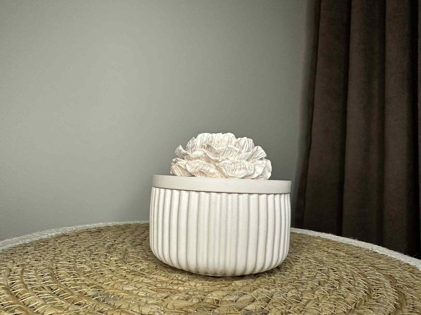 Didelė jesmonito žvakė „Bijūnas“