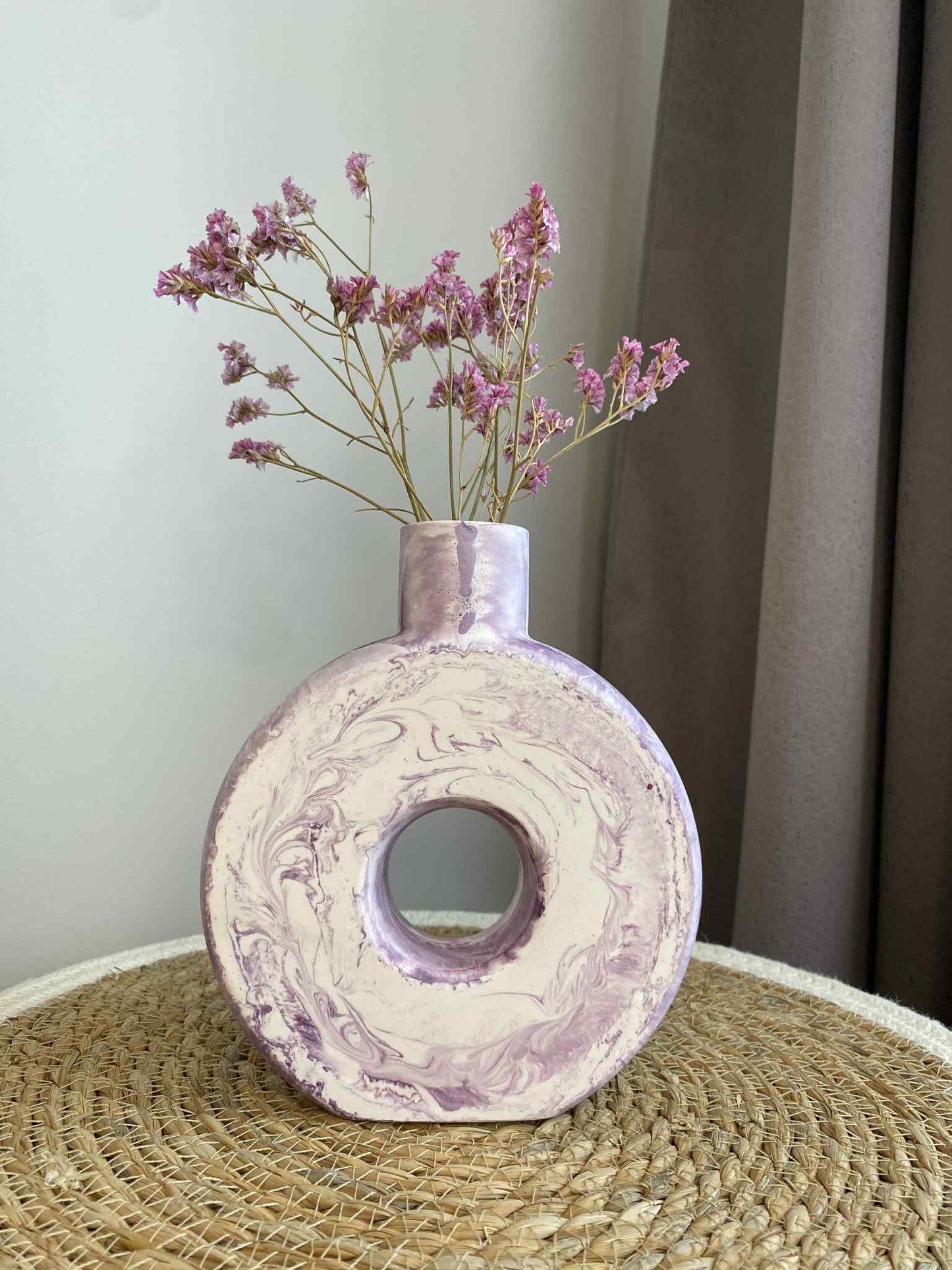 Moderni vaza (violetinė)