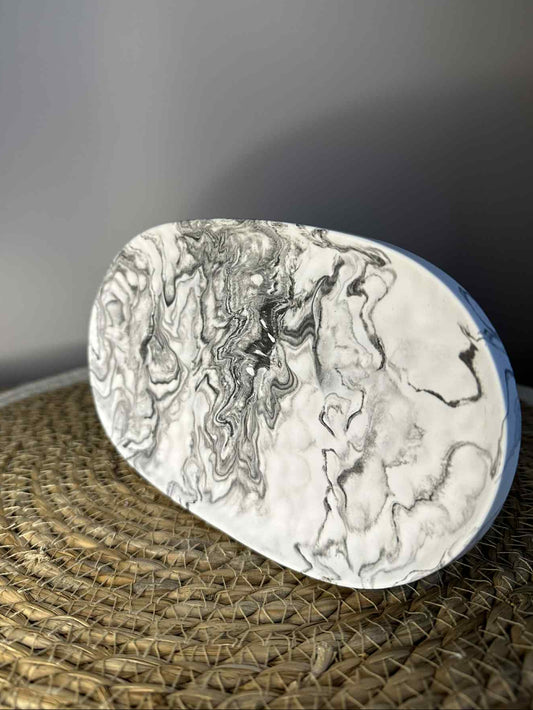 Padėkliukas bangelės (juodas marmuras)