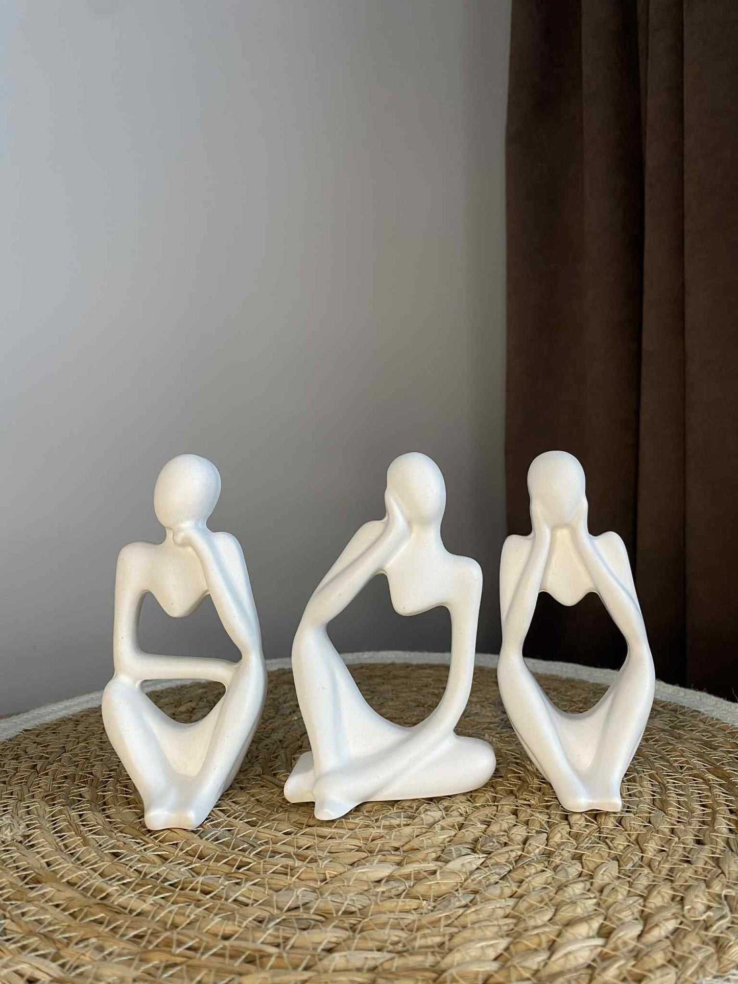 Susimąsčiusių žmogeliukų statulėlės (3 vienetai)