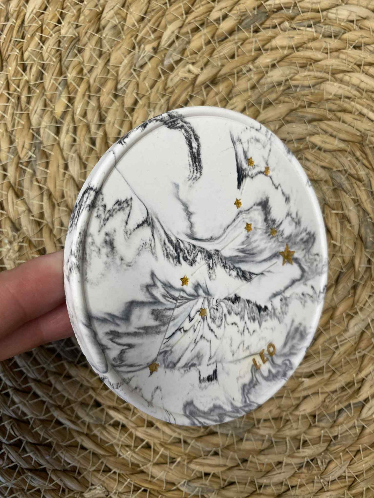 Padėkliukas su Liūto žvaigždynu