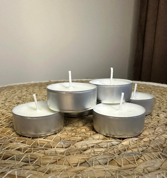 Rankų darbo arbatinės žvakės (sojų vaško)