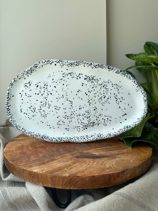 Didelis ovalus terrazzo padėklas „GlassRoxx Black“