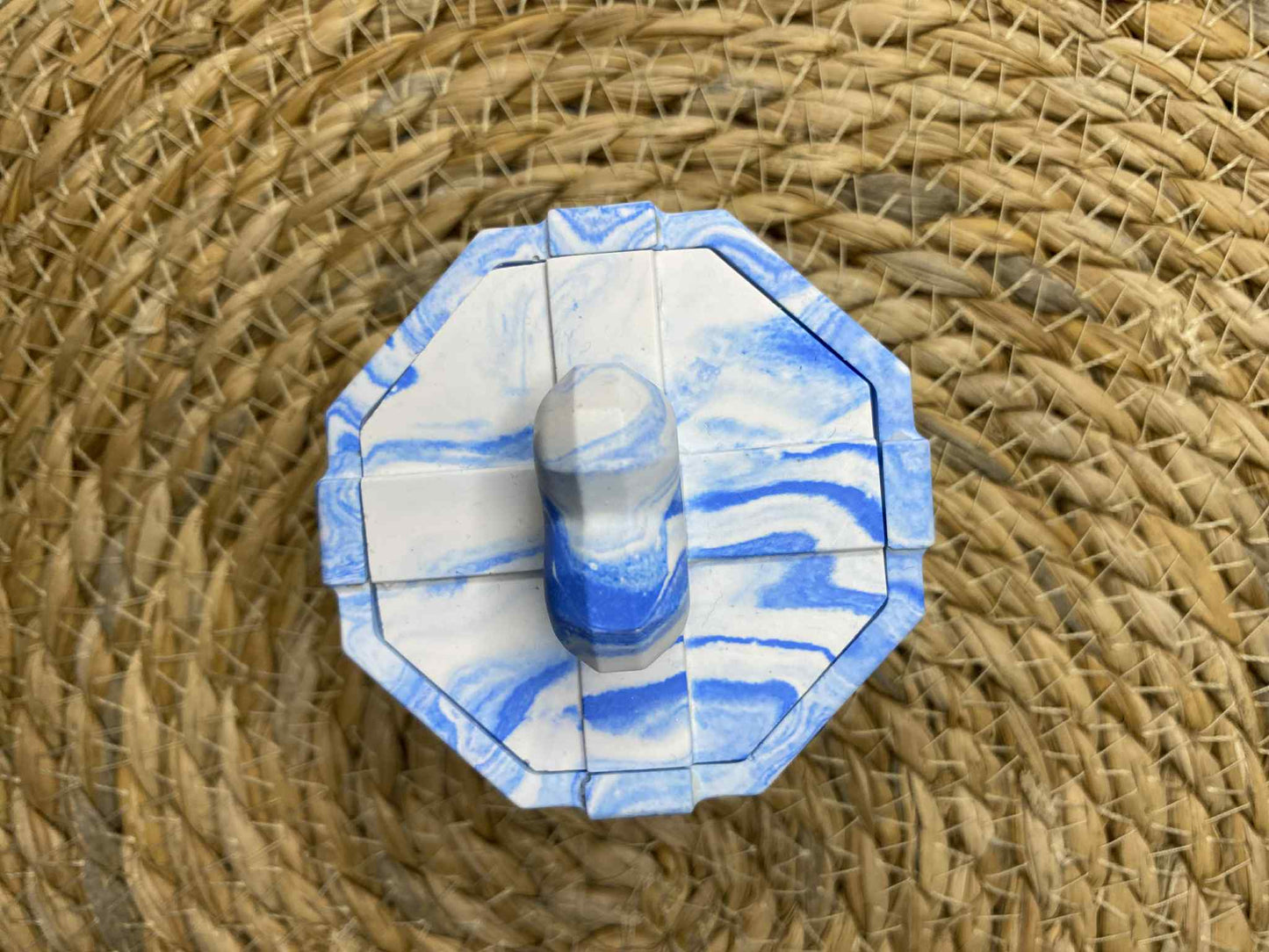 Dėžutė su kaspinėliu (mėlyna)