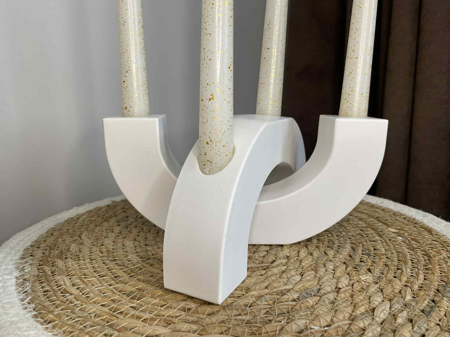 Moderni žvakidė (balta)