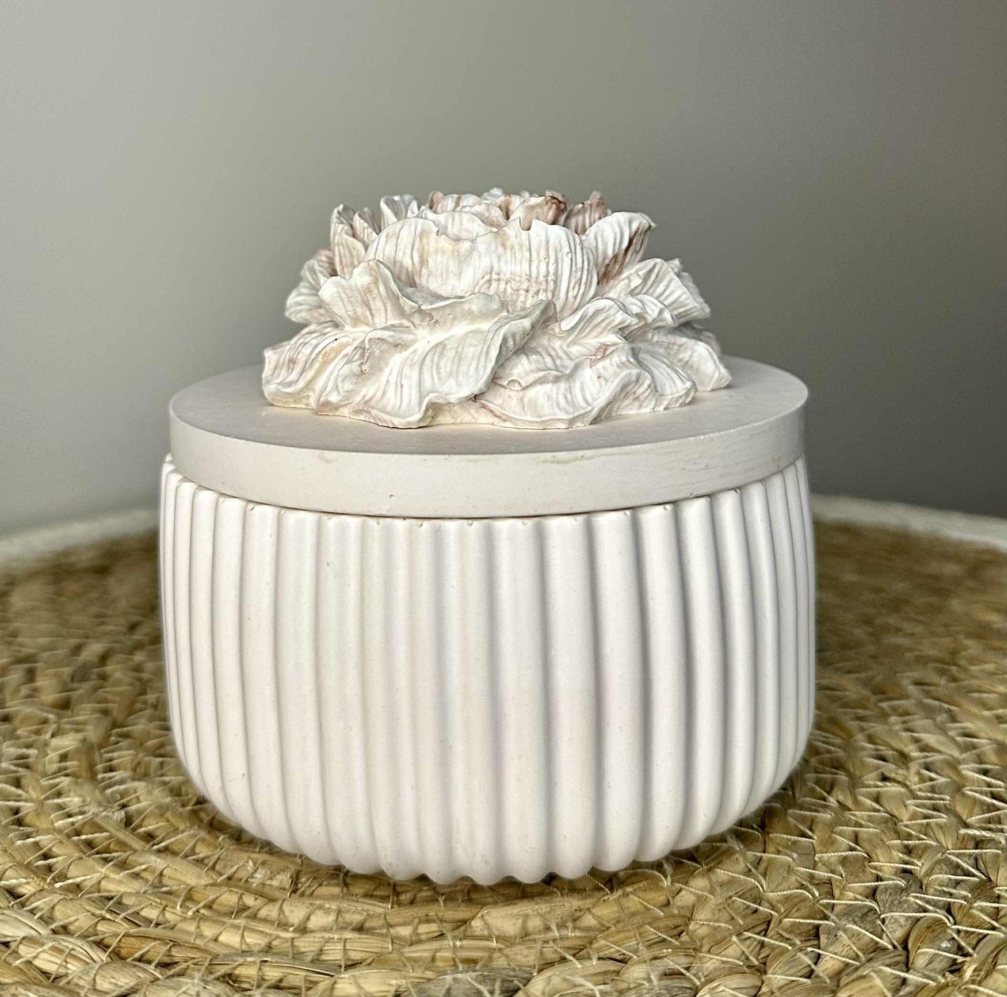 Didelė jesmonito žvakė „Bijūnas“