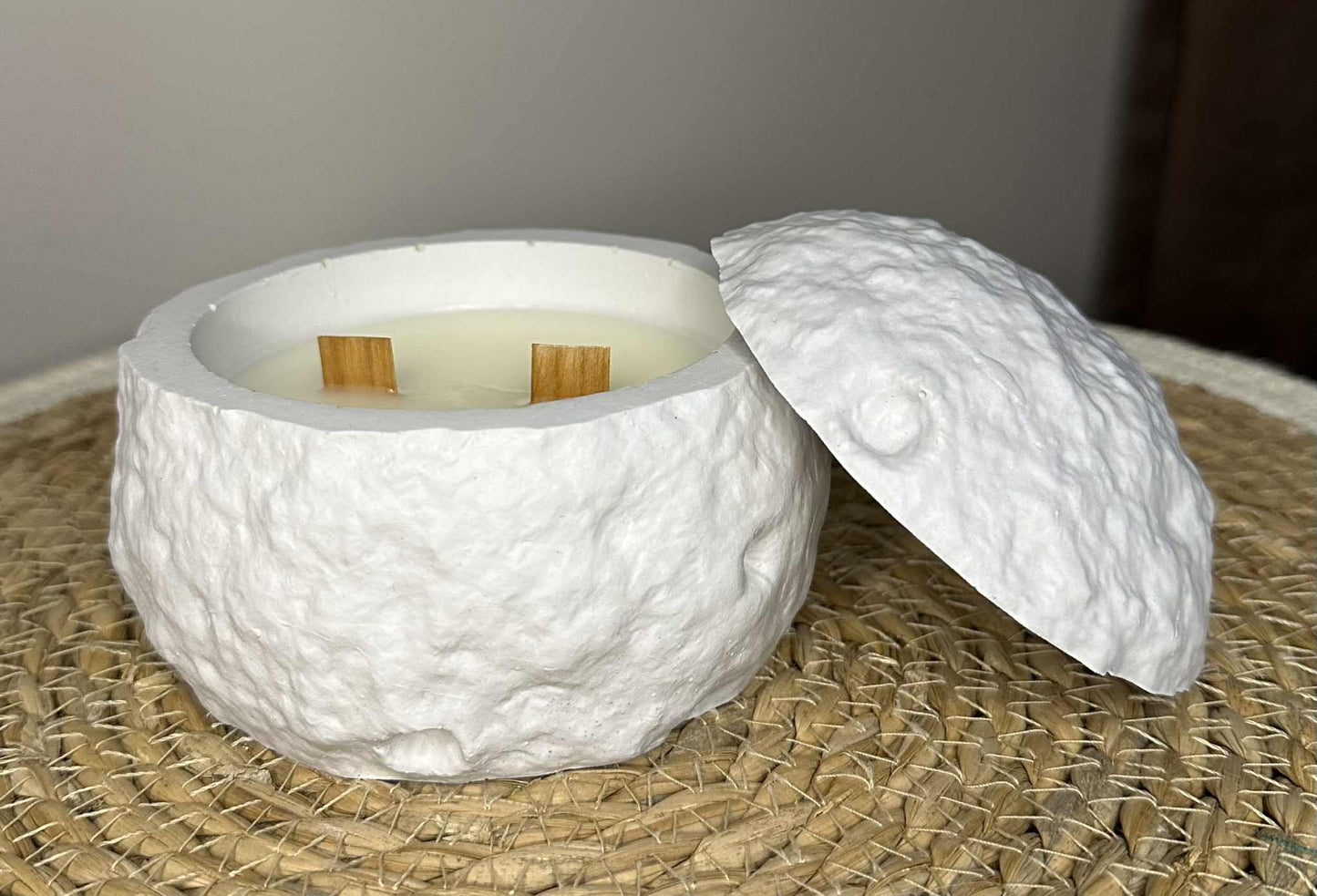 Jesmonito žvakė „Mėnulio šviesa“