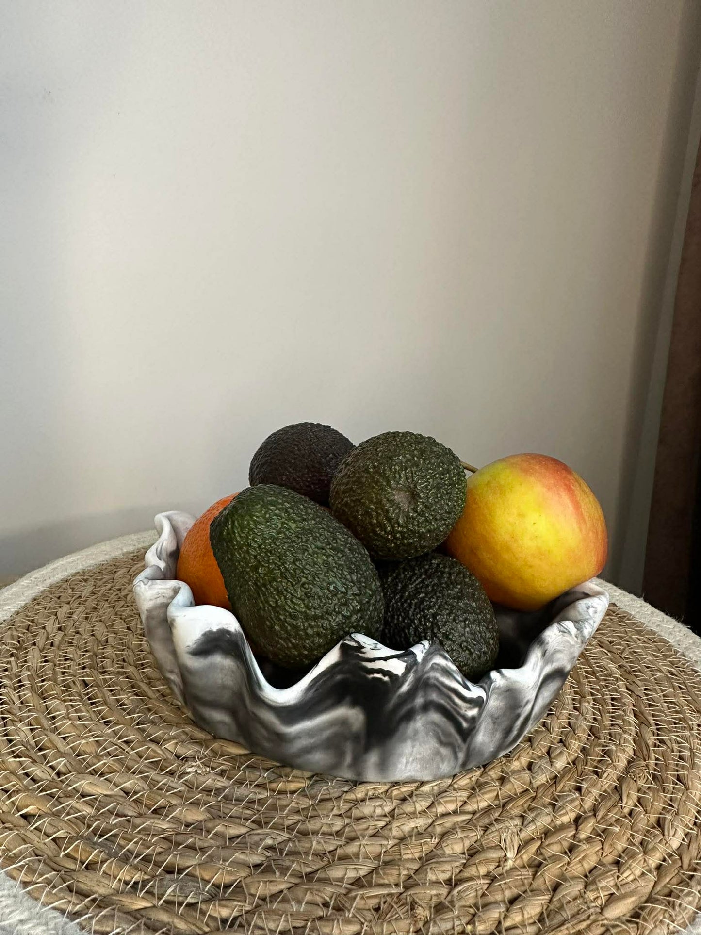 Išskirtinio stiliaus dubenėlis (juodas)