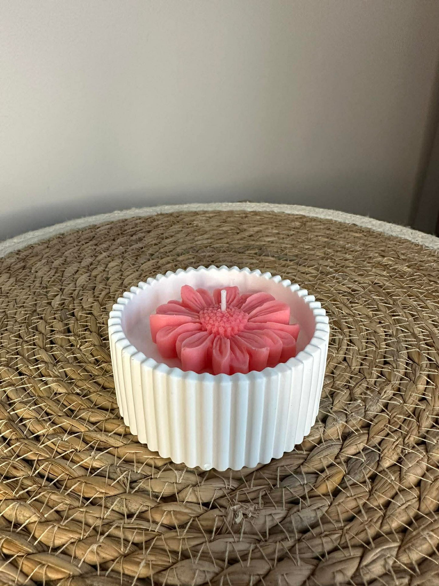 Sojų vaško žvakė su ramunėle (rausva)