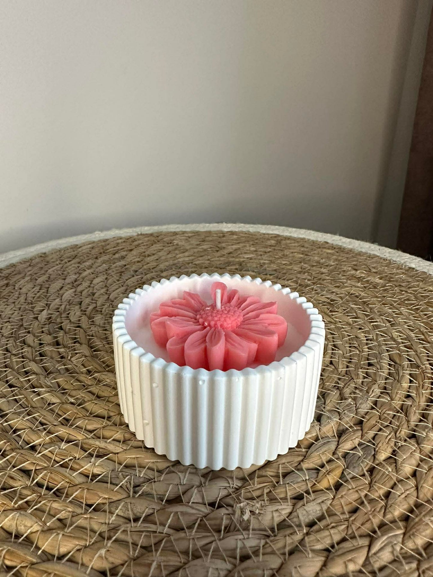 Sojų vaško žvakė su ramunėle (rausva)