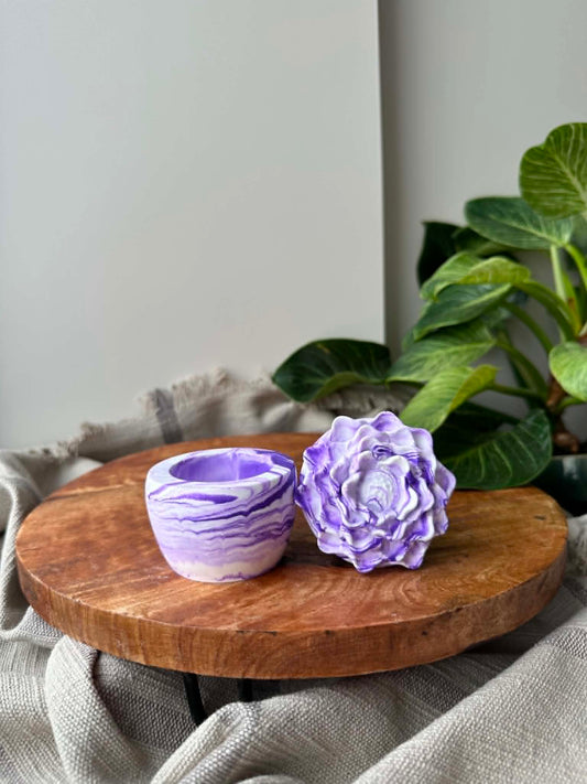 Dėžutė su dangteliu „Bijūno žiedas“ (violetinė)