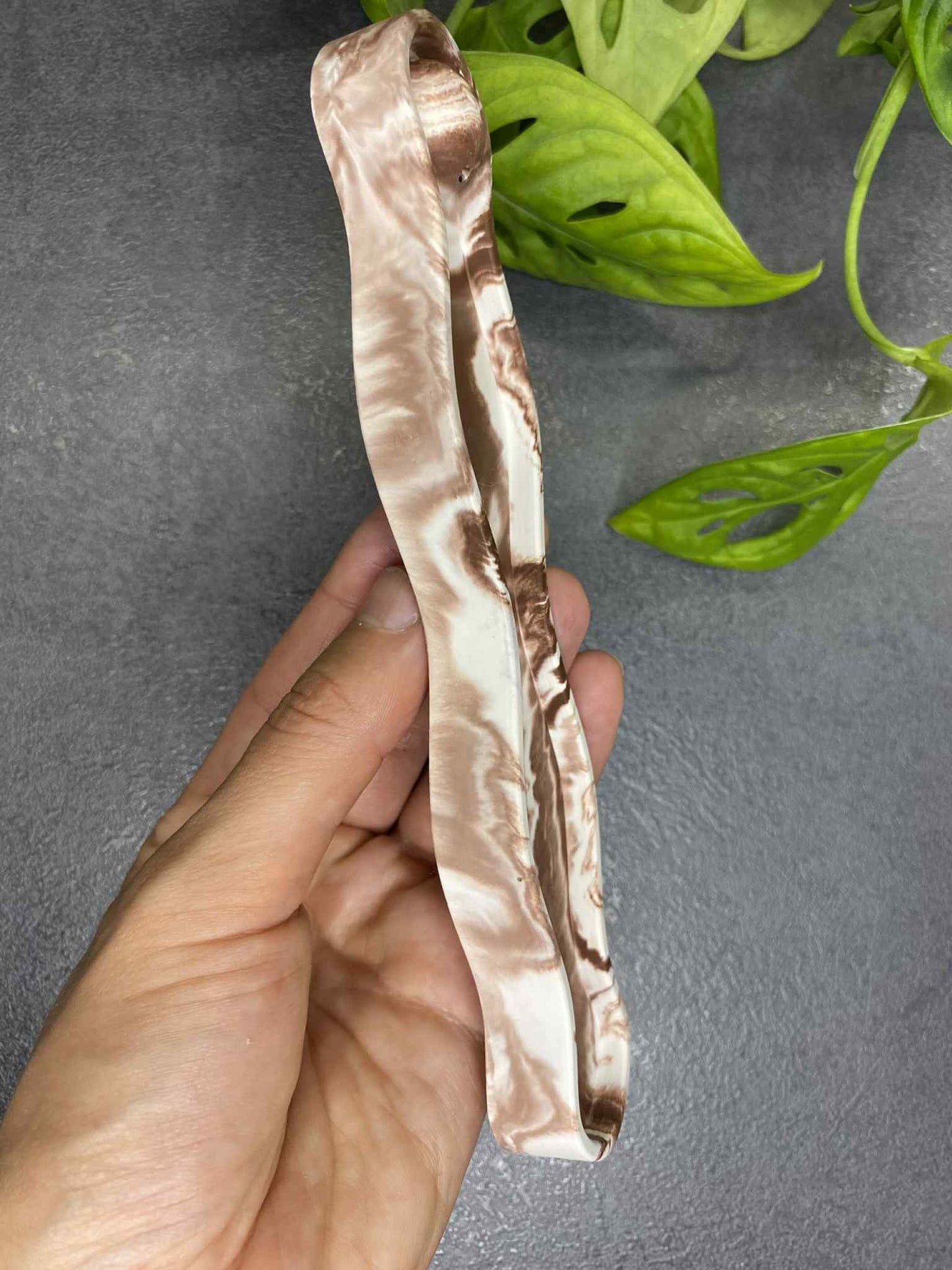 Incense (dark brown)