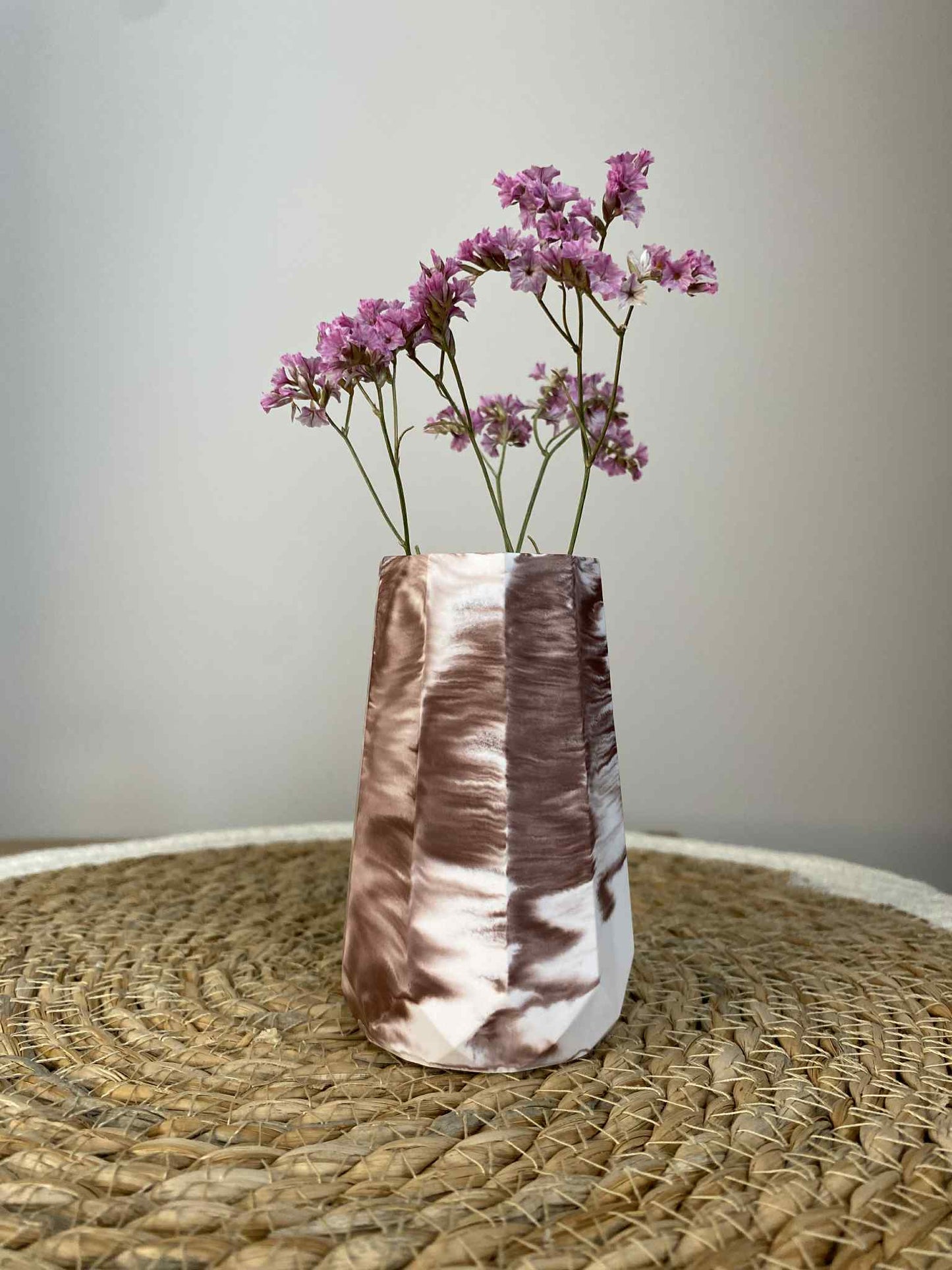 Modern vase (brown)