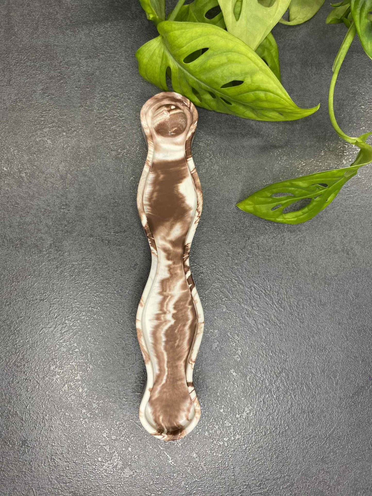 Incense (dark brown)