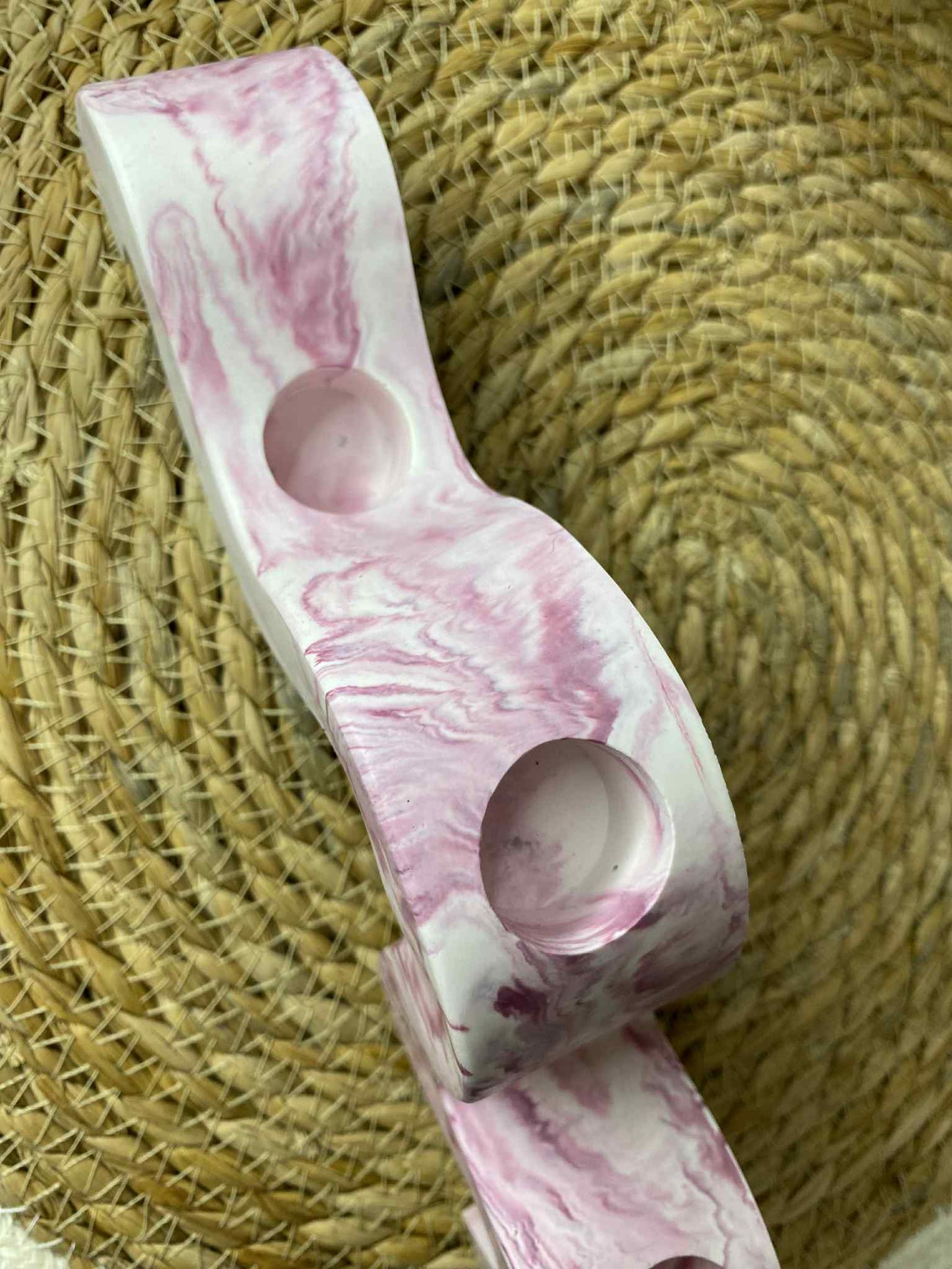 Lenkta žvakidė (rausva)