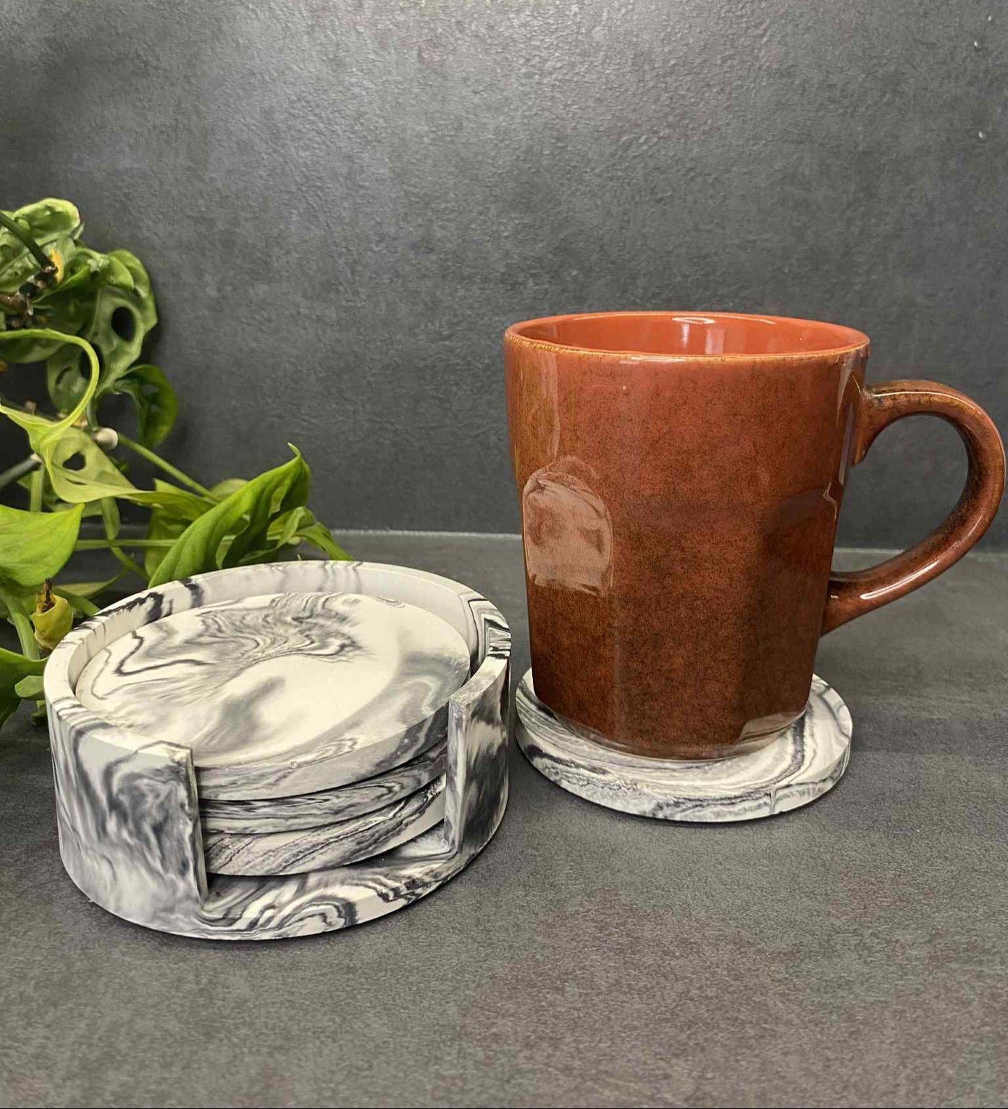 Set of coasters (black)