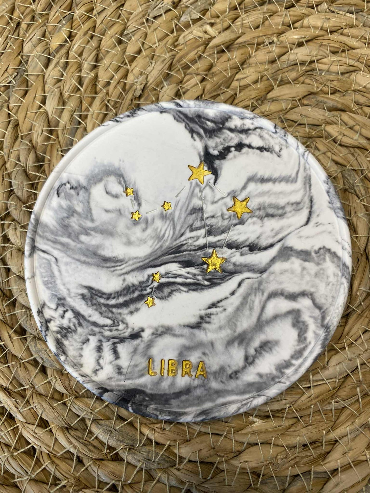 Padėkliukas su Svarstyklių žvaigždynu