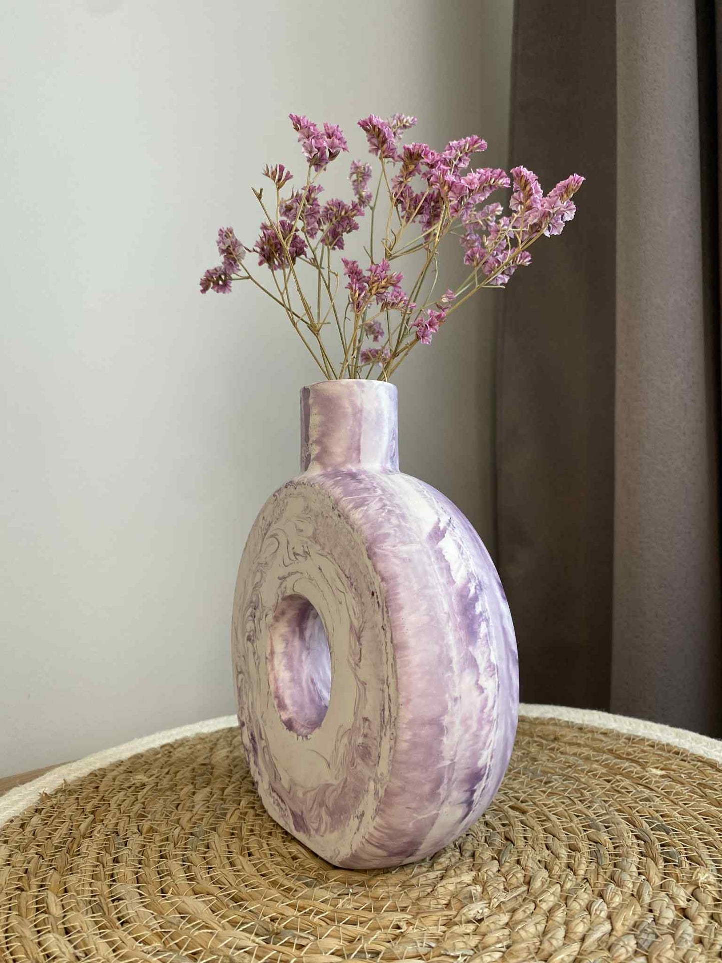 Moderni vaza (violetinė)