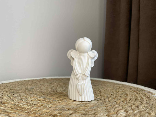 Angeliukas su širdele (baltas)