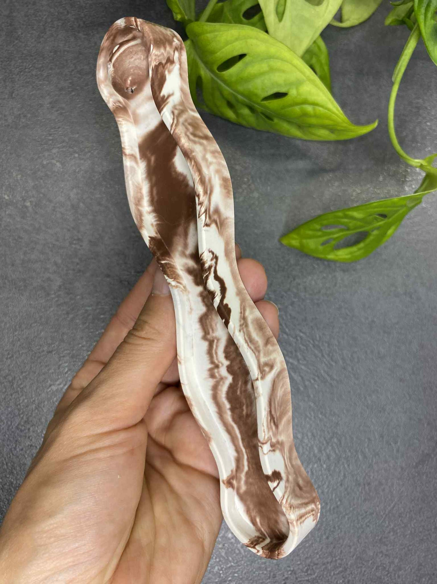 Incense (dark brown)