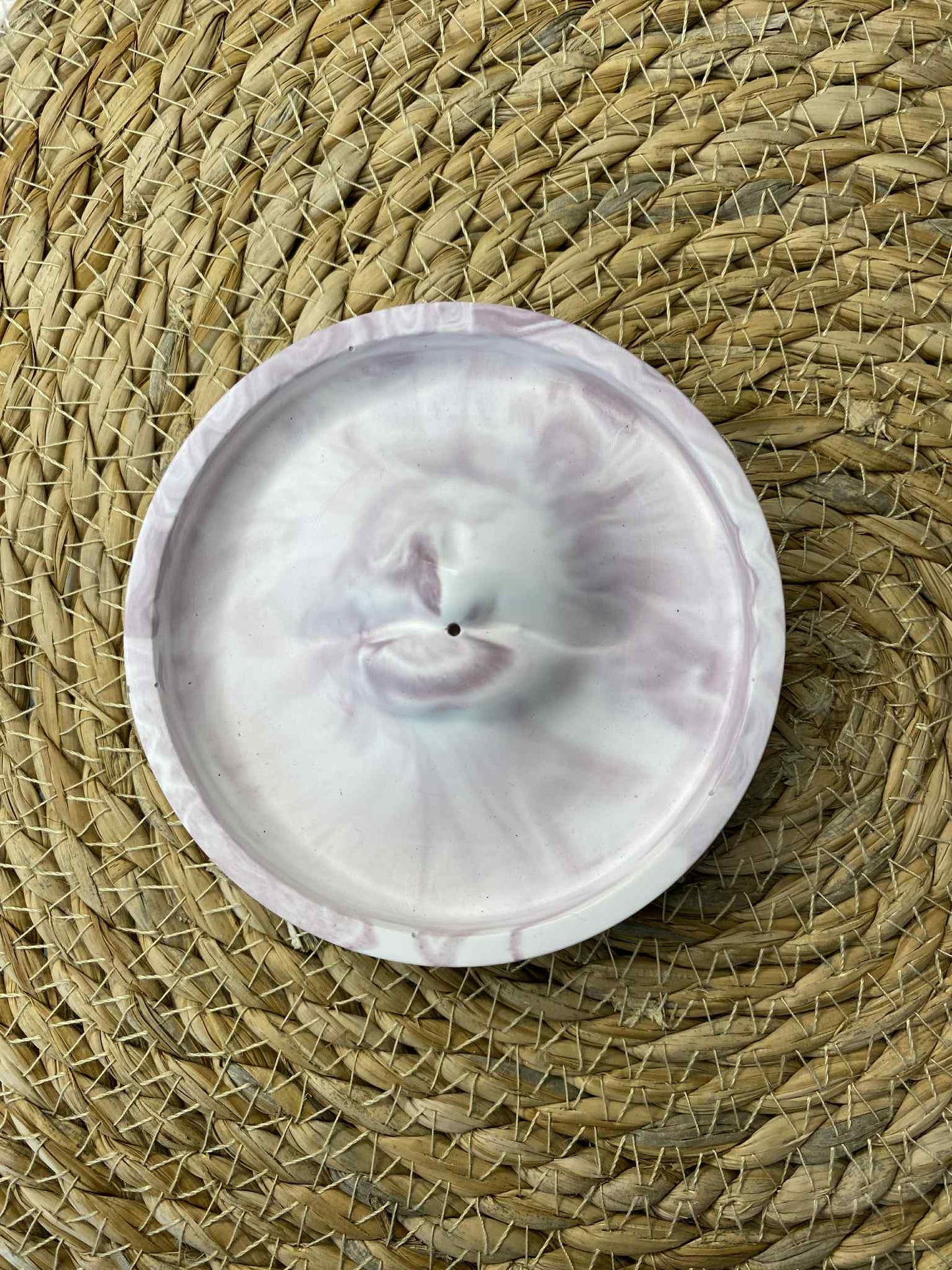 Apvali smilkalinė (švelni violetinė)