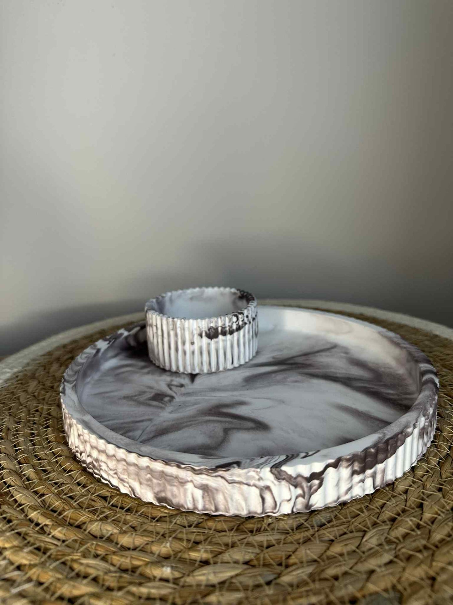 Universalus padėklas su indeliu (tamsiai violetinė)