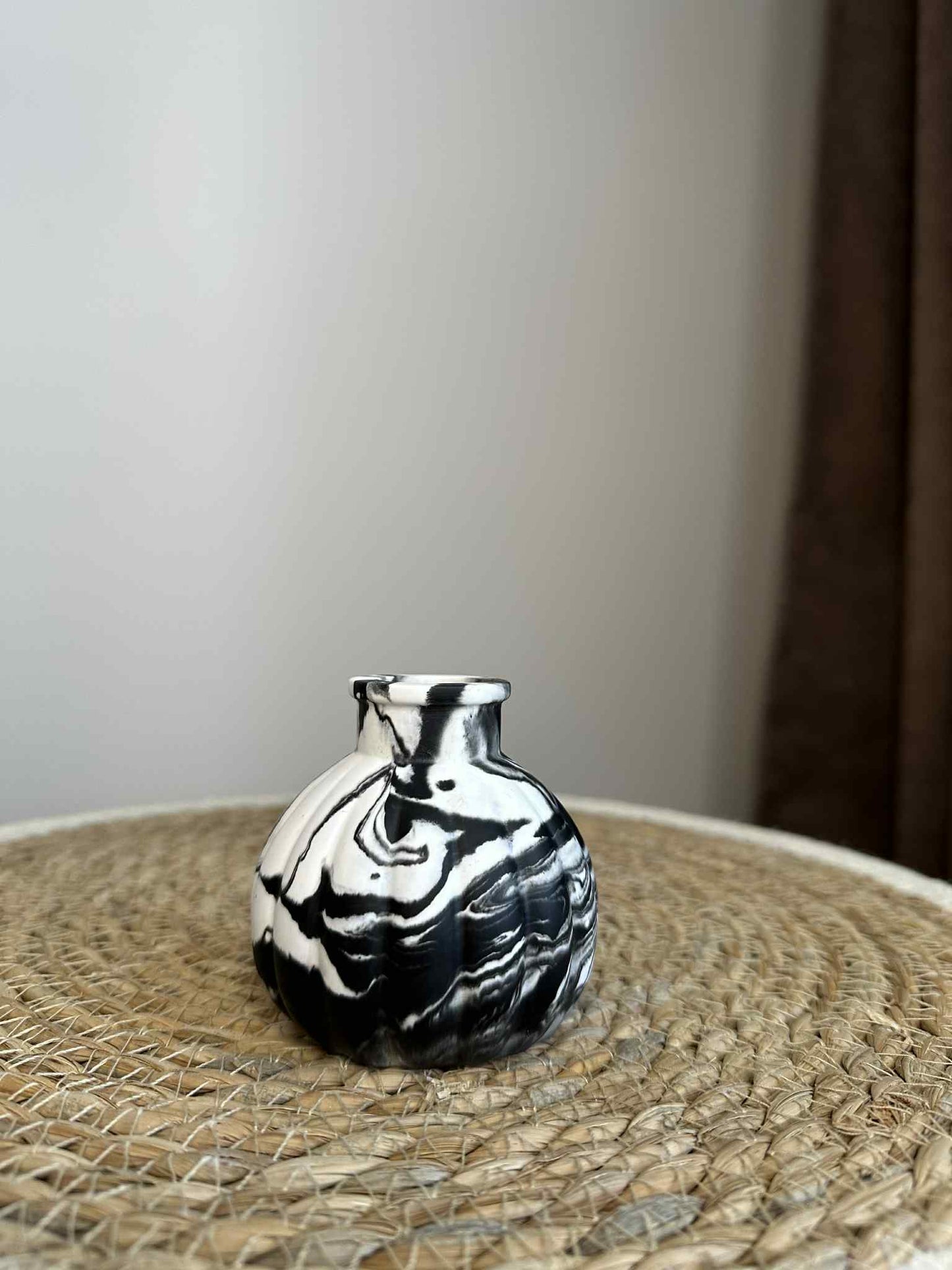 Runde Vase (schwarz)