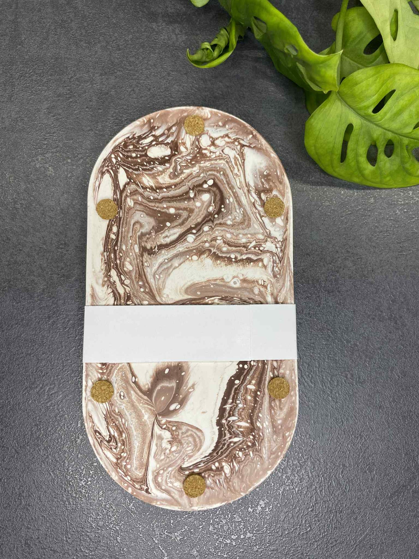 Dviejų dalių padėkliukas (rudas)