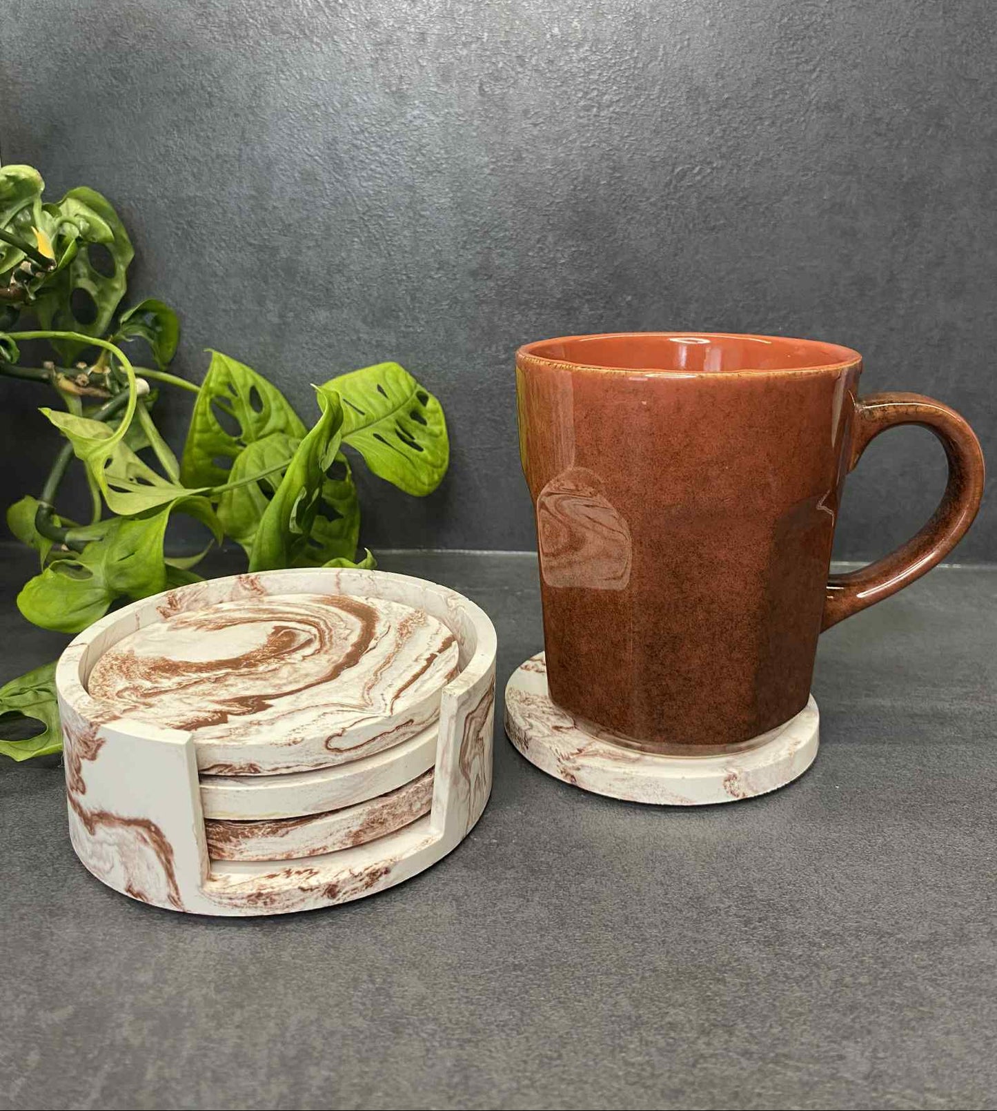 Set of coasters (brown)