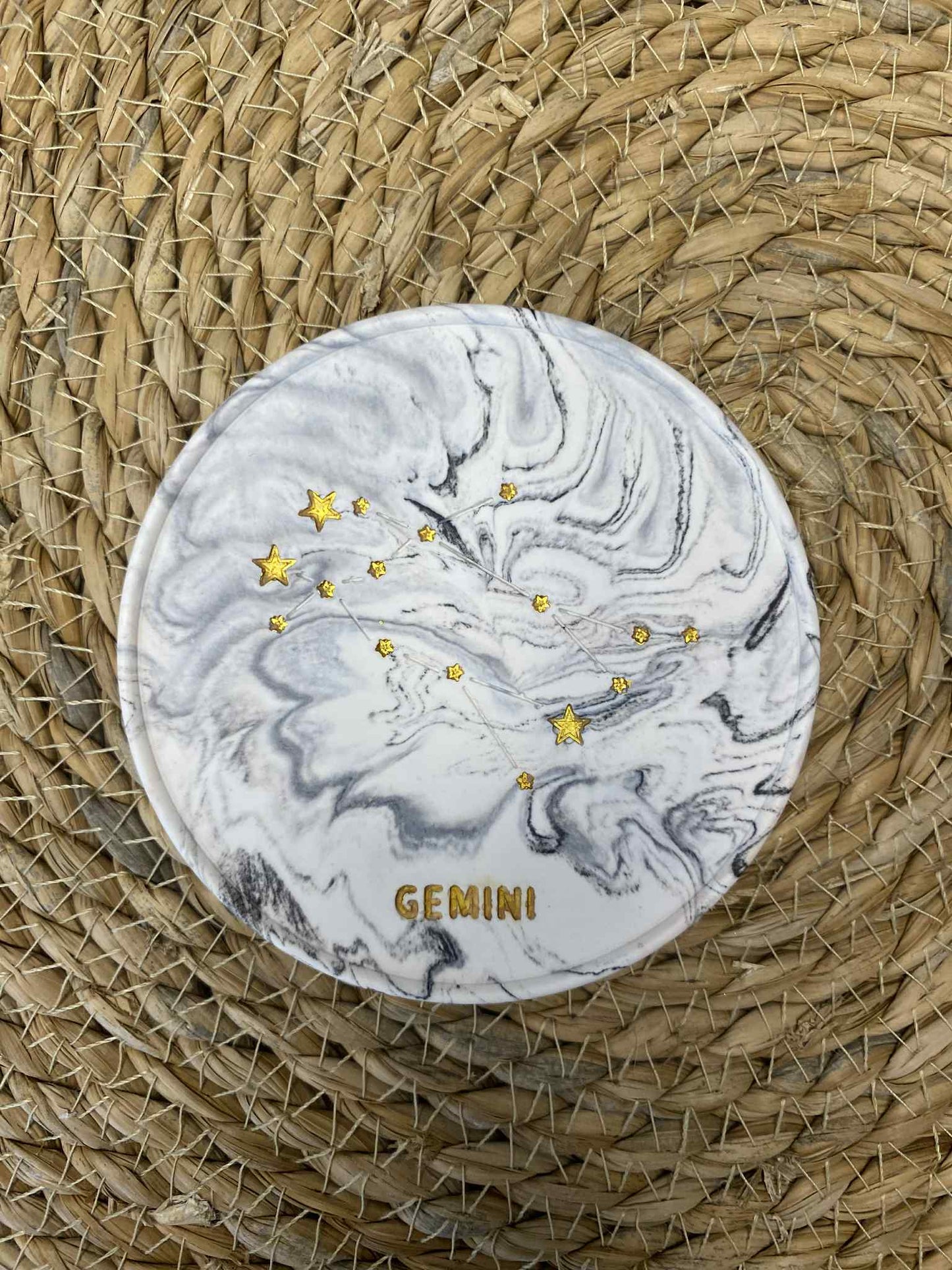 Padėkliukas su Dvynių žvaigždynu