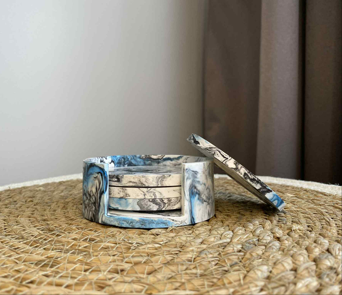 Puodelių padėkliukų rinkinys (mėlyna/juoda)