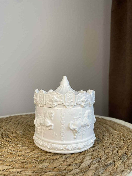 Dėžutė karuselė (balta)