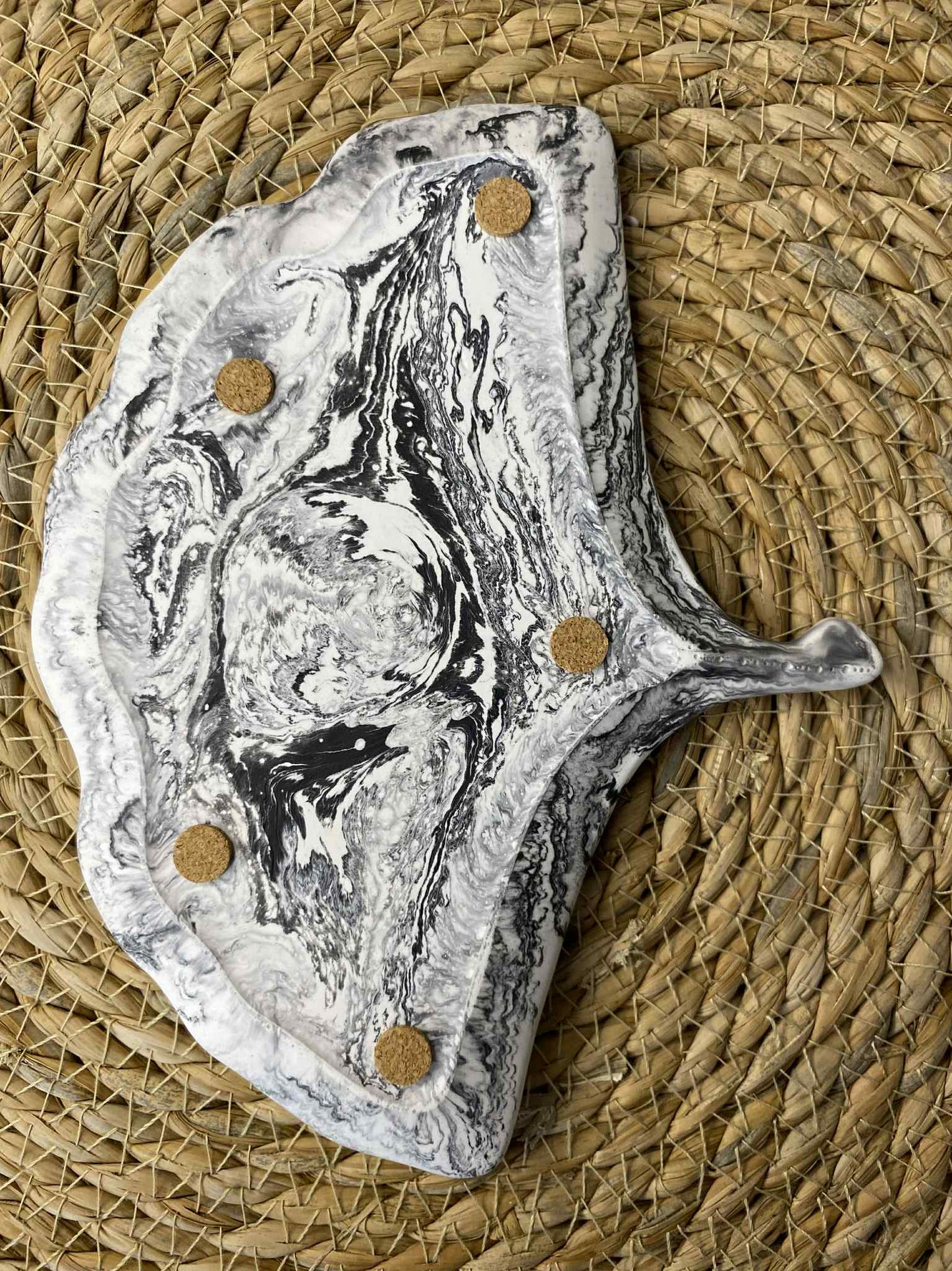 Ginkmedžio lapo padėkliukas (juoda)