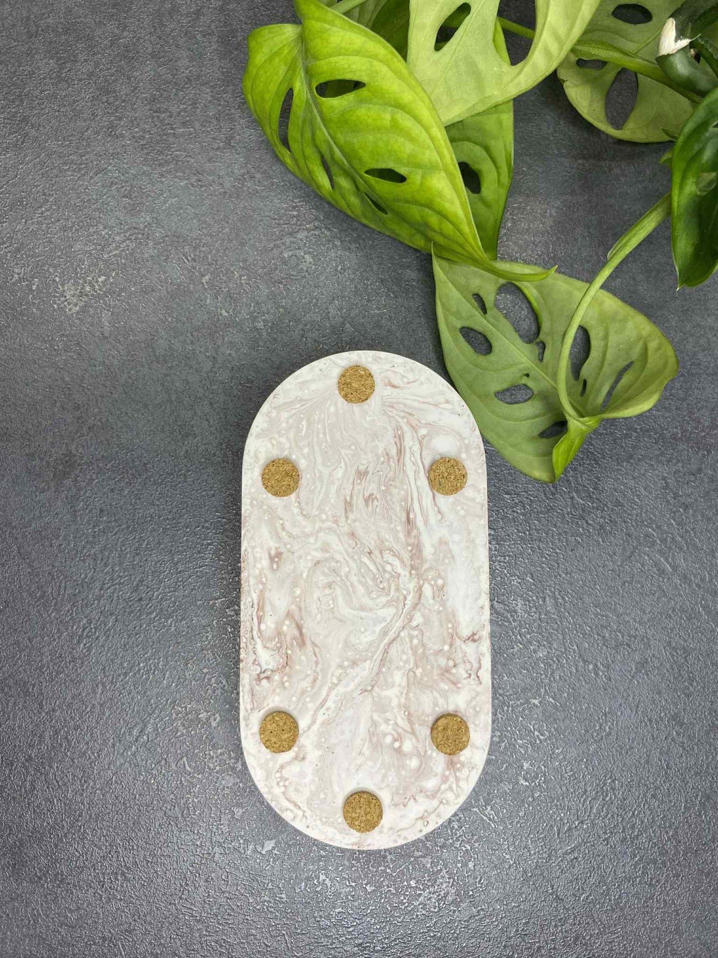 Two-piece candlestick (mild cocoa)