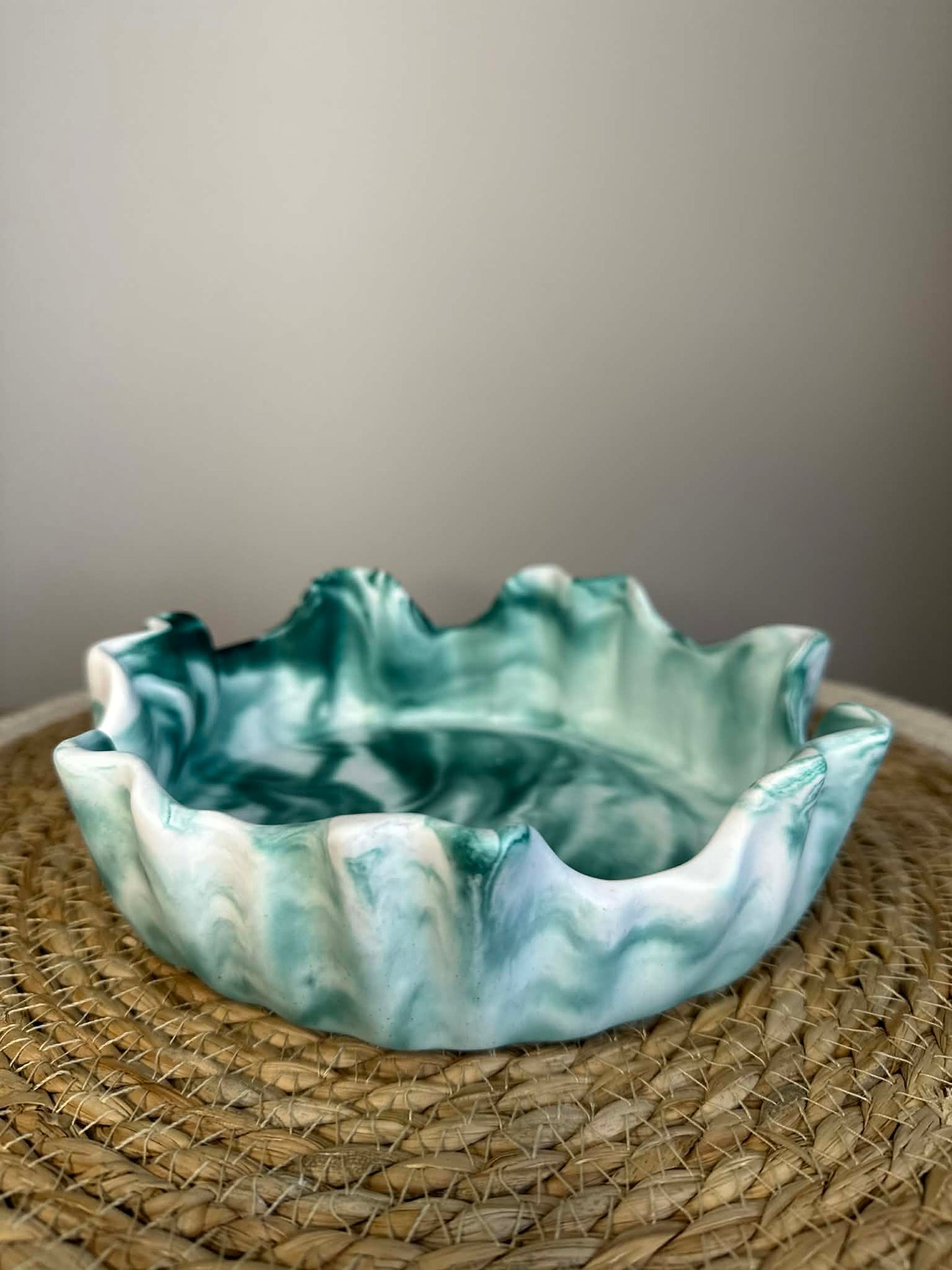 Išskirtinio stiliaus dubenėlis (moderni žalia)